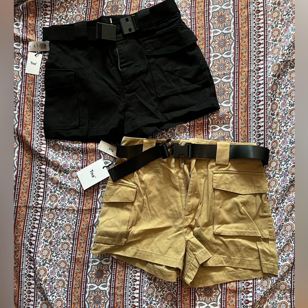 Aritzia Cargo Short Bundle